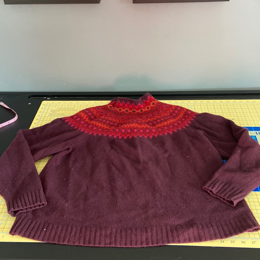 Cozy Eddie Bauer Sweater